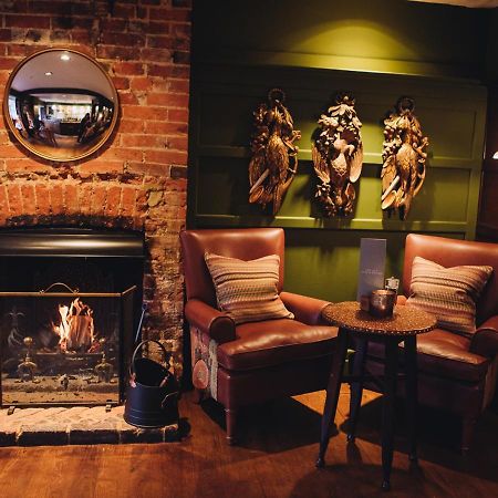 The Drummond At Albury Guildford Ngoại thất bức ảnh