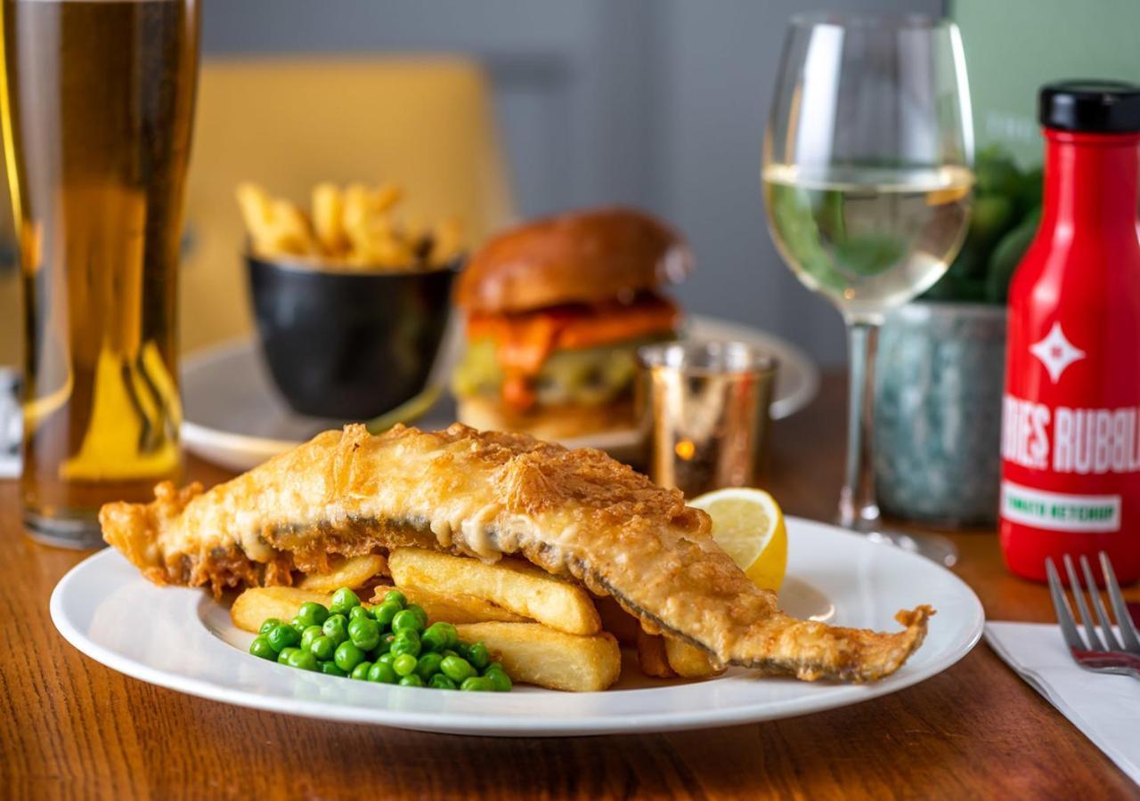 The Drummond At Albury Guildford Ngoại thất bức ảnh