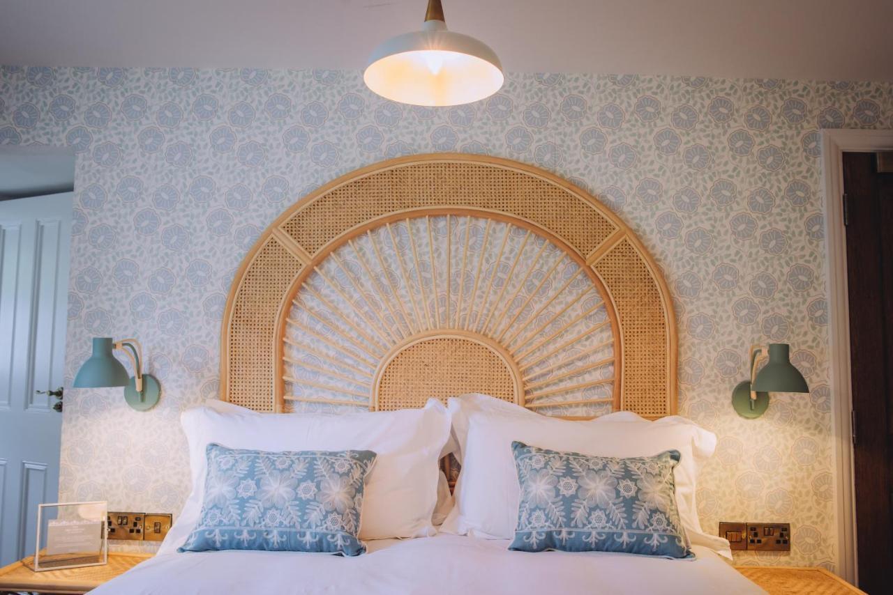 The Drummond At Albury Guildford Ngoại thất bức ảnh