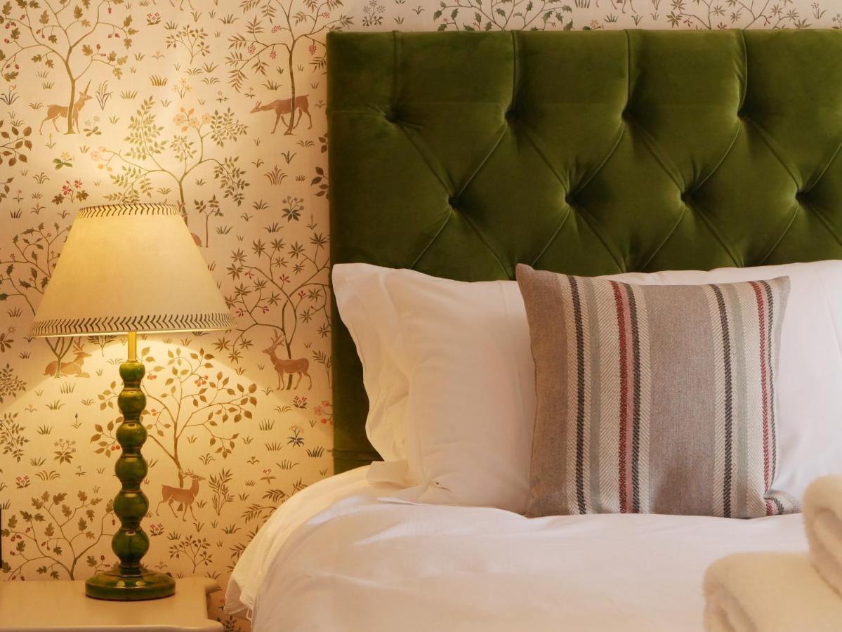 The Drummond At Albury Guildford Ngoại thất bức ảnh