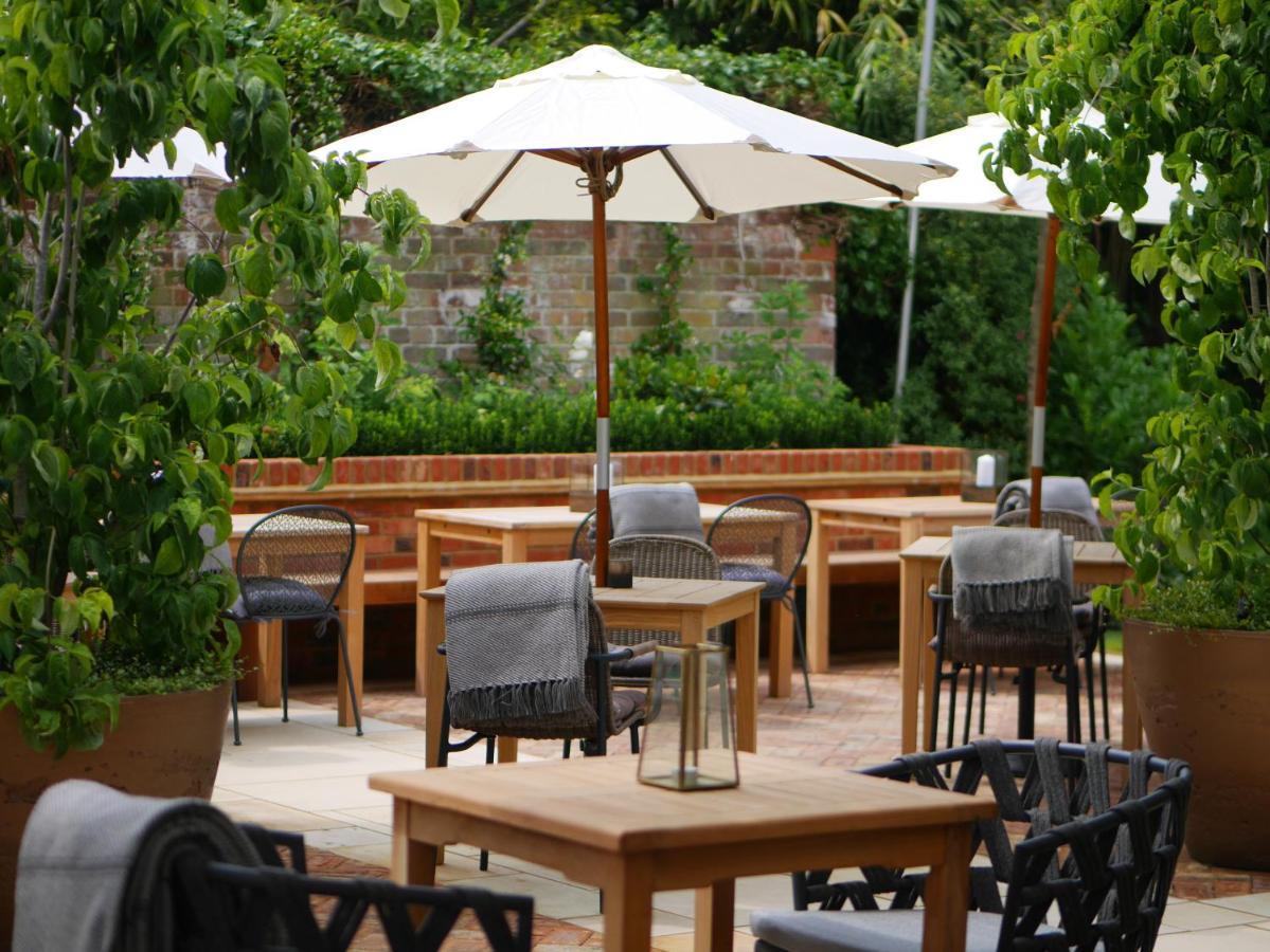 The Drummond At Albury Guildford Ngoại thất bức ảnh
