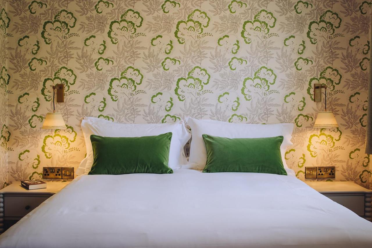 The Drummond At Albury Guildford Ngoại thất bức ảnh