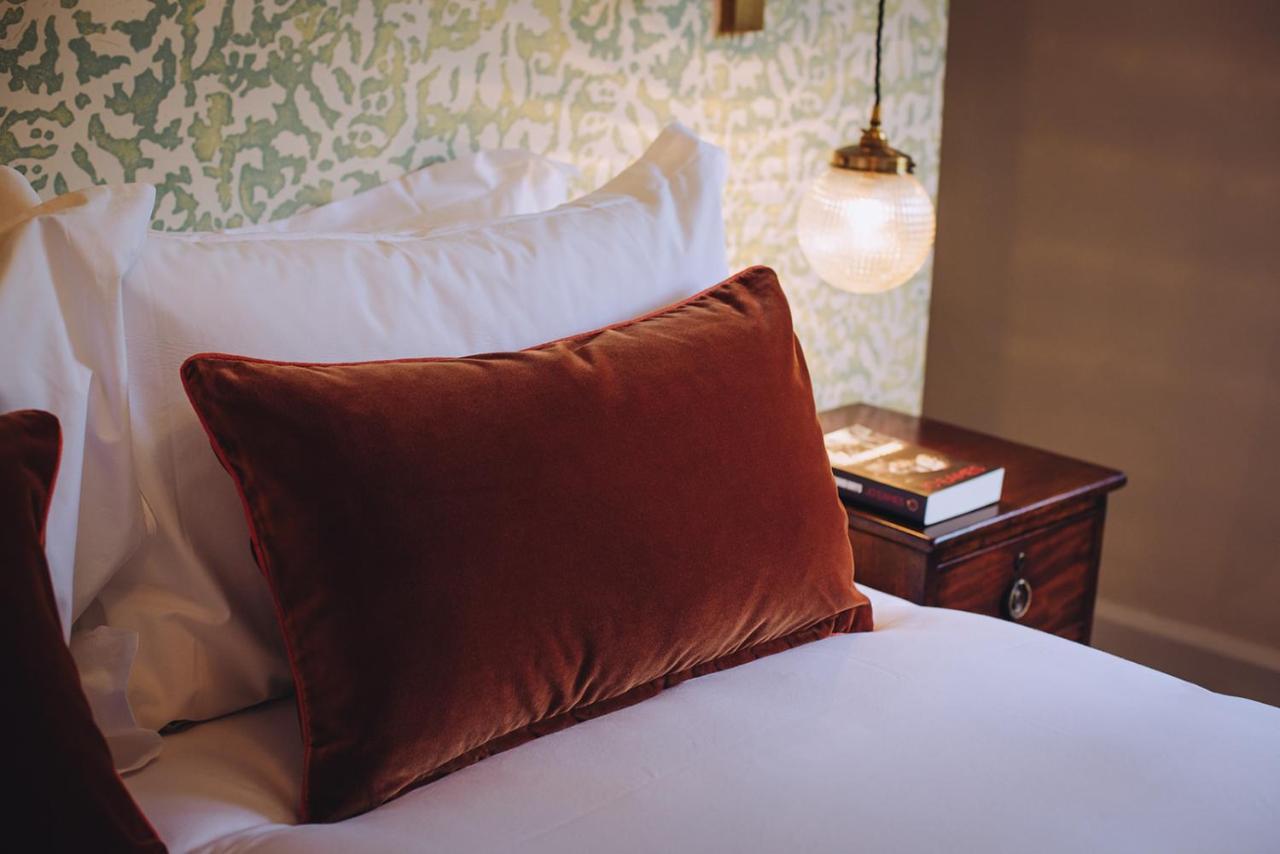 The Drummond At Albury Guildford Ngoại thất bức ảnh